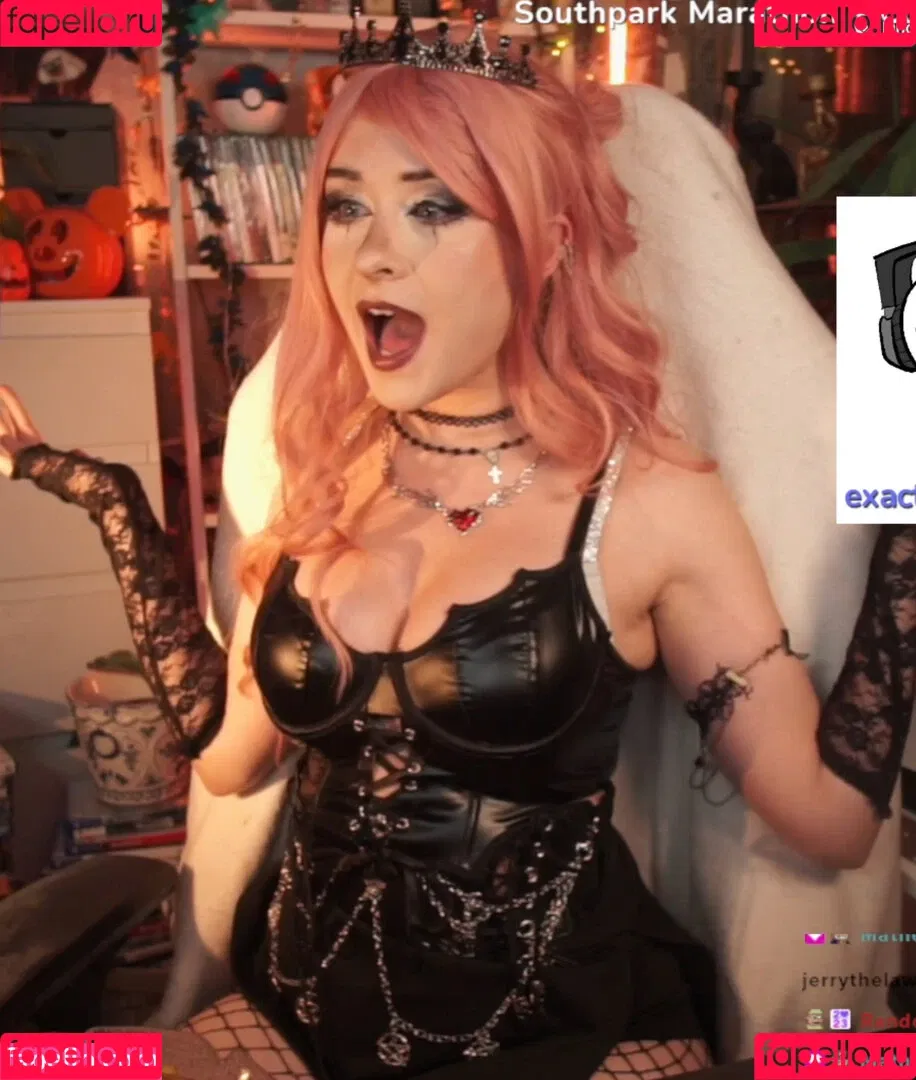 elina / yaboielina Onlyfans Photo Gallery 