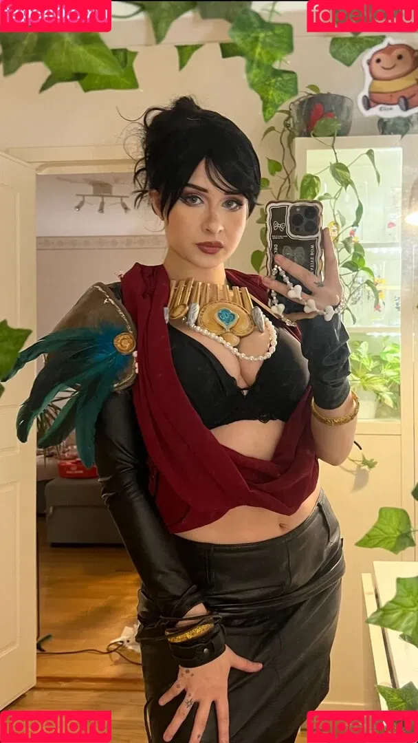 elina / yaboielina Onlyfans Photo Gallery 