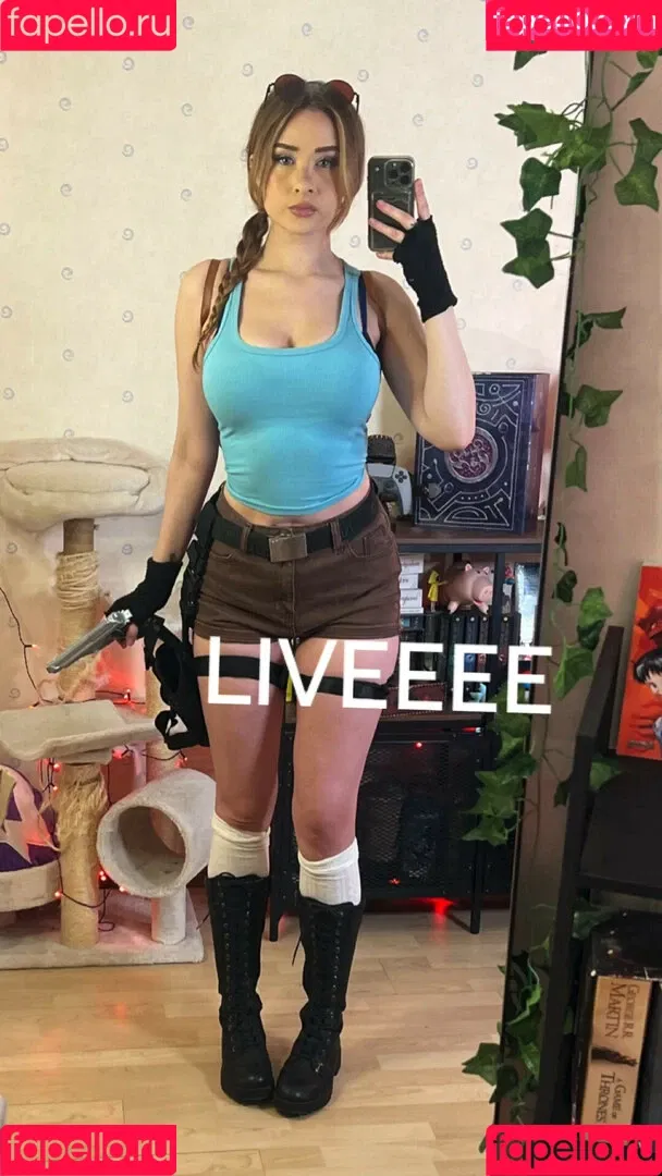 elina / yaboielina Onlyfans Photo Gallery 