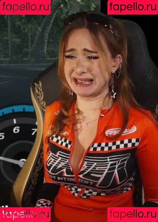 elina / yaboielina Onlyfans Photo Gallery 