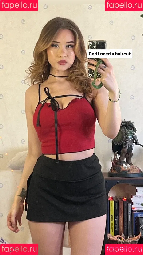 elina / yaboielina Onlyfans Photo Gallery 