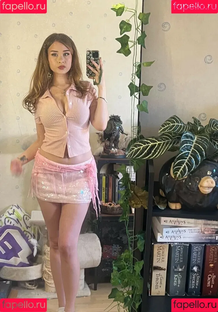 elina / yaboielina Onlyfans Photo Gallery 