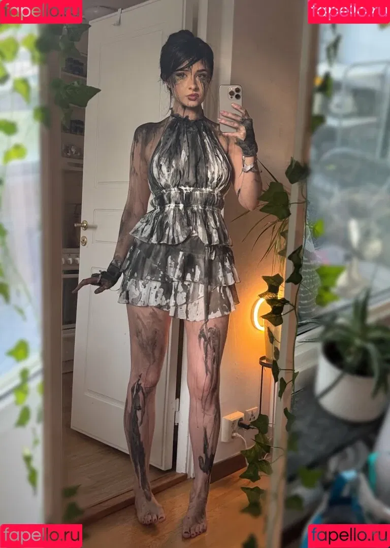 elina / yaboielina Onlyfans Photo Gallery 