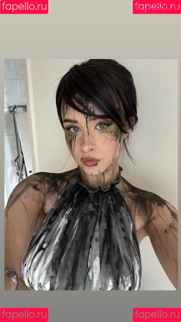 elina / yaboielina Onlyfans Photo Gallery 