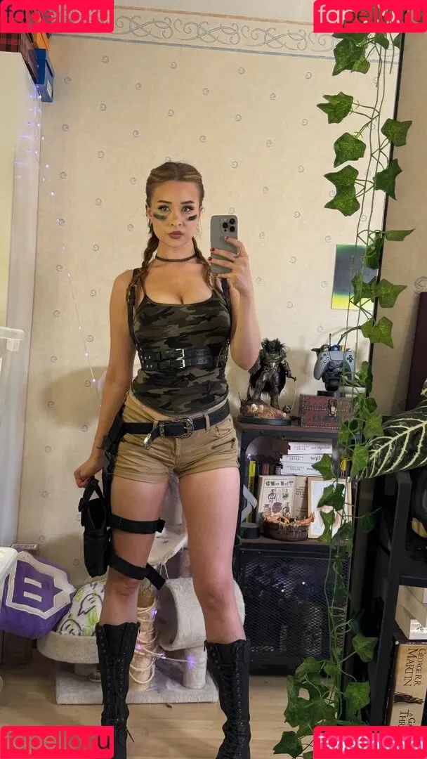 elina / yaboielina Onlyfans Photo Gallery 