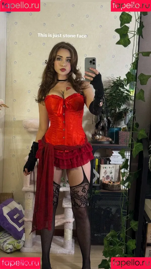 elina / yaboielina Onlyfans Photo Gallery 