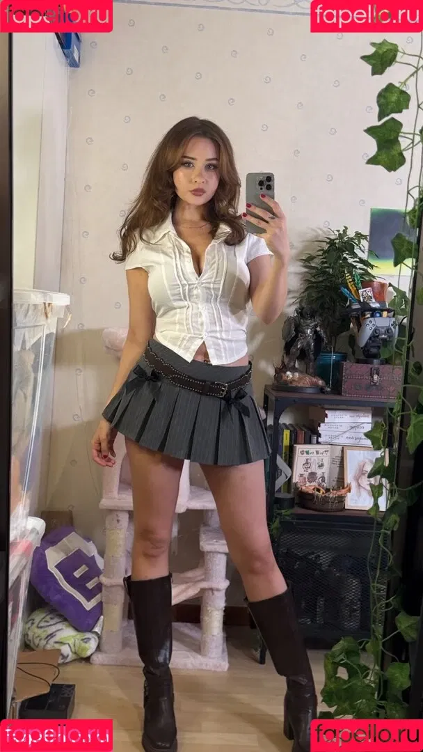 elina / yaboielina Onlyfans Photo Gallery 