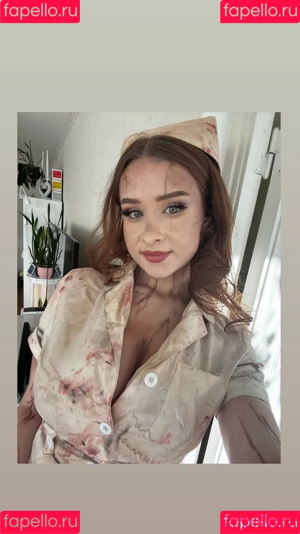 elina / yaboielina Onlyfans Photo Gallery 