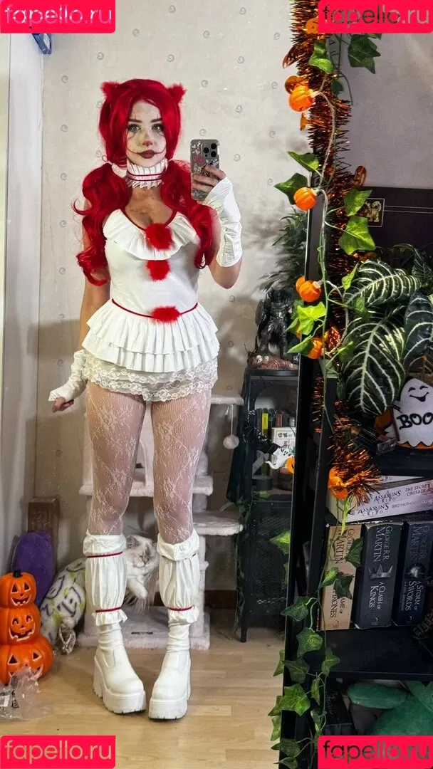 elina / yaboielina Onlyfans Photo Gallery 