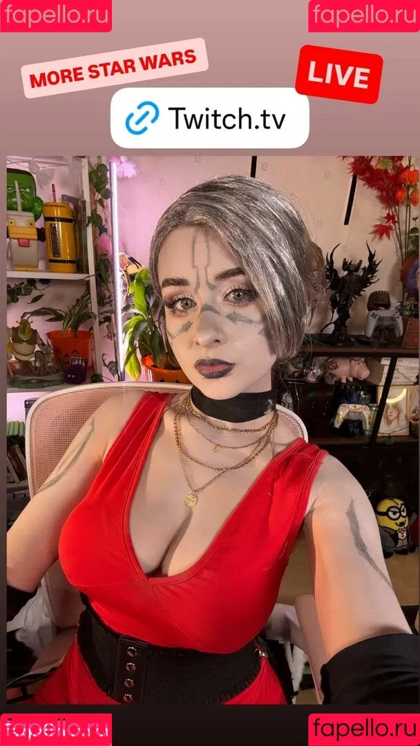 elina / yaboielina Onlyfans Photo Gallery 