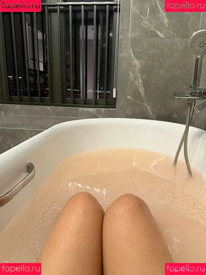 Cutelucia / amregularpizza Onlyfans Photo Gallery 