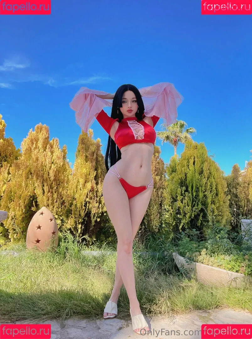 Hidori Rose / HidoriRose / Social Media Content / hidori_rose / hidorirosecos Onlyfans Photo Gallery 