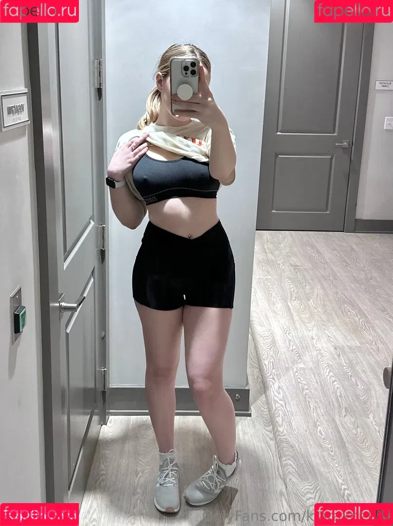 klaraxpetite / tuesdayswithdorieann Onlyfans Photo Gallery 