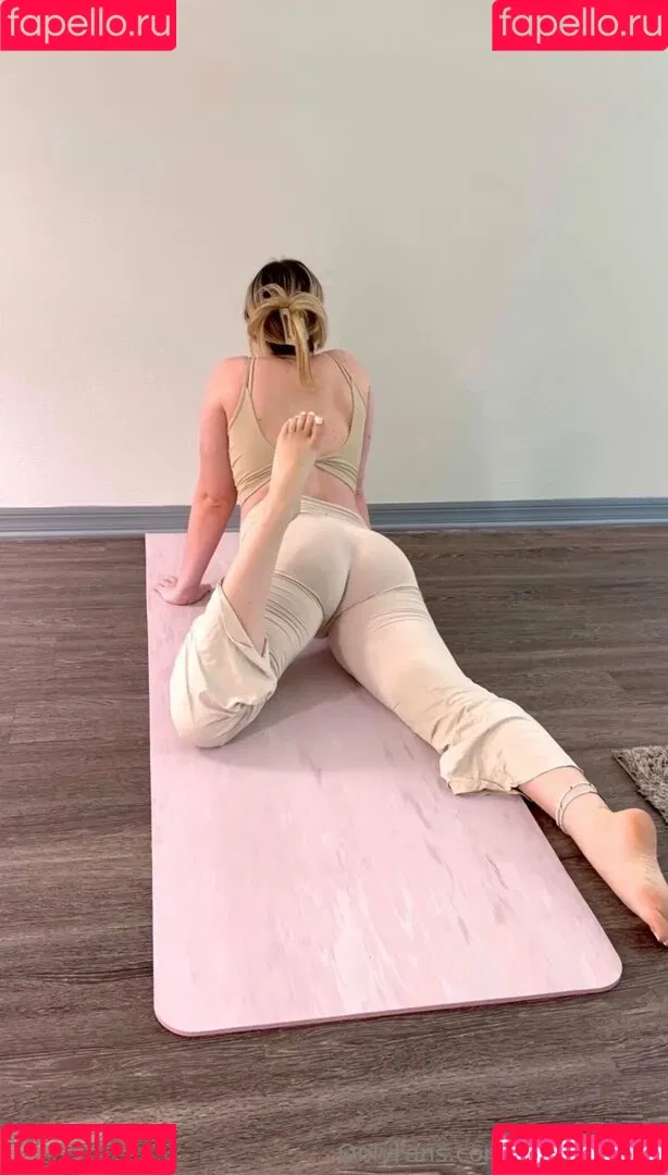 klaraxpetite / tuesdayswithdorieann Onlyfans Photo Gallery 