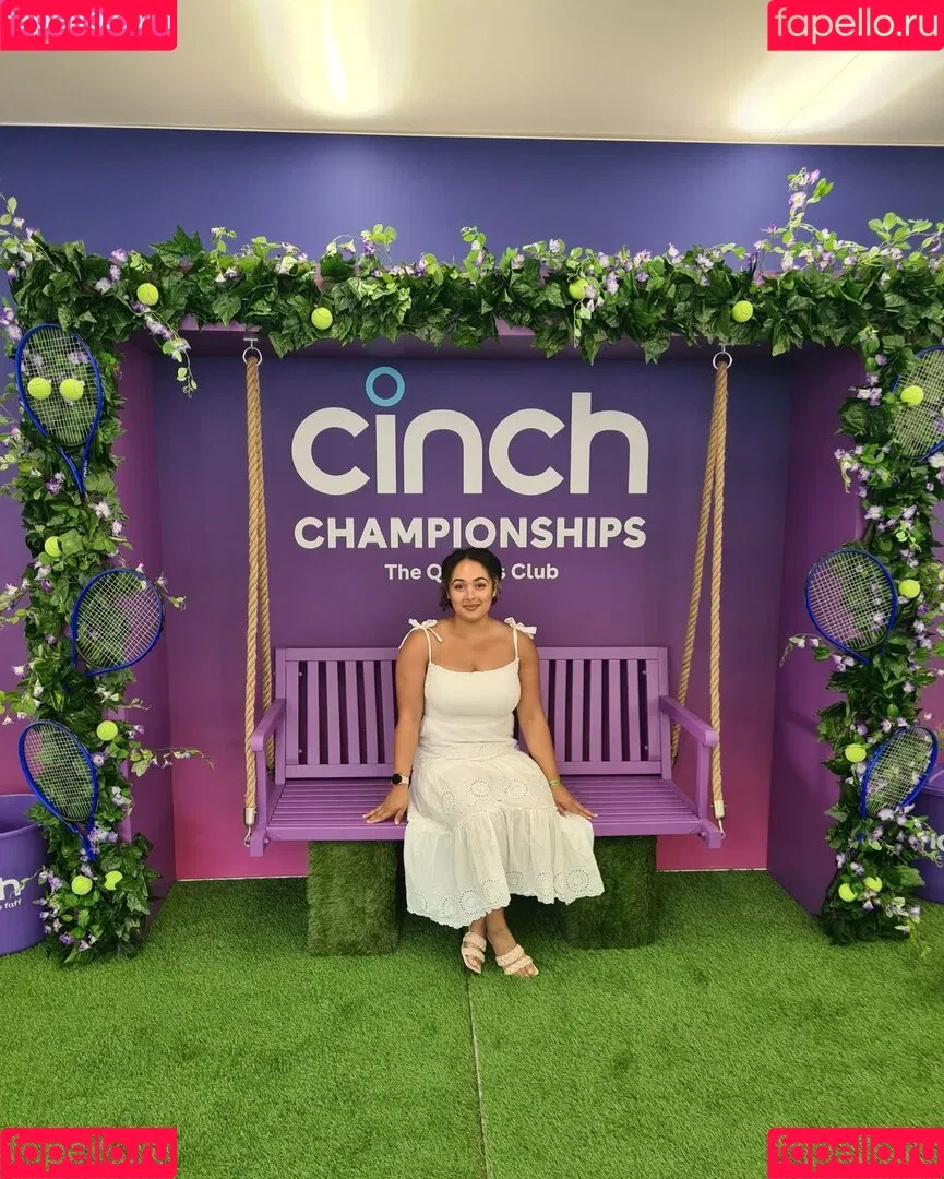 Louisa Mussington-Boreham / bigbootybritish / https: / loumb / modernbritishrose Onlyfans Photo Gallery 