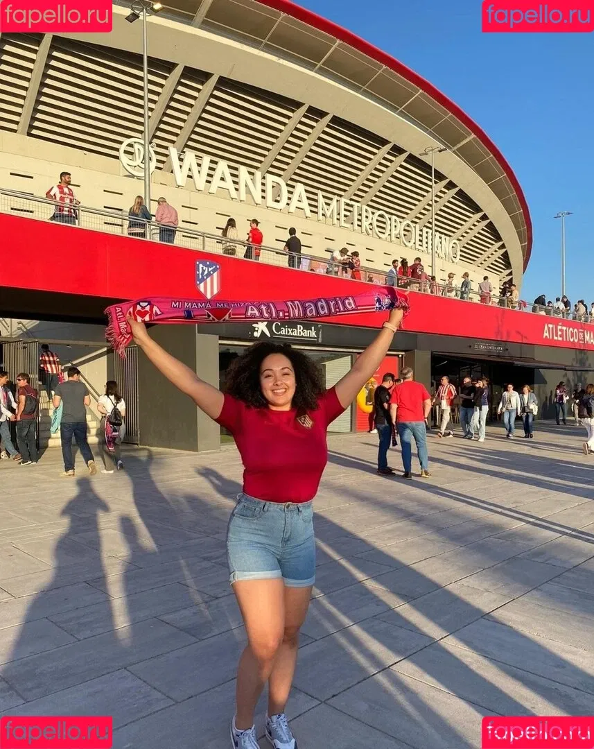 Louisa Mussington-Boreham / bigbootybritish / https: / loumb / modernbritishrose Onlyfans Photo Gallery 