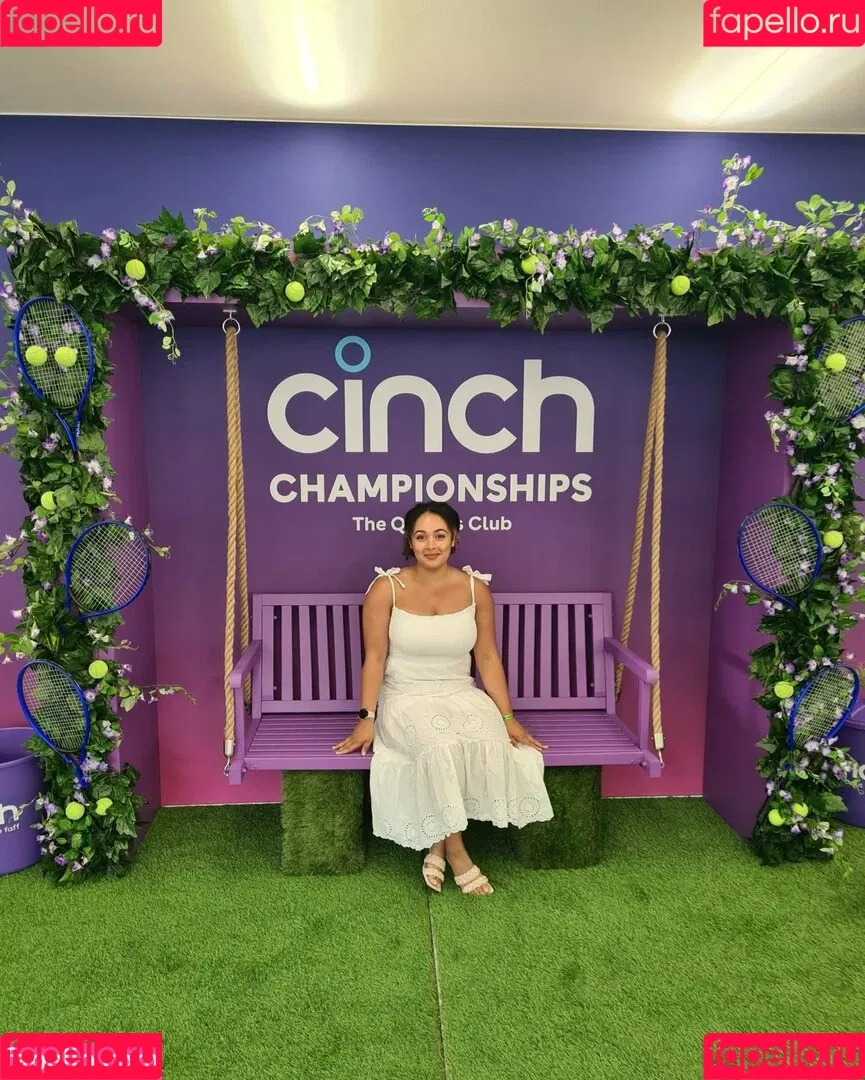 Louisa Mussington-Boreham / bigbootybritish / https: / loumb / modernbritishrose Onlyfans Photo Gallery 