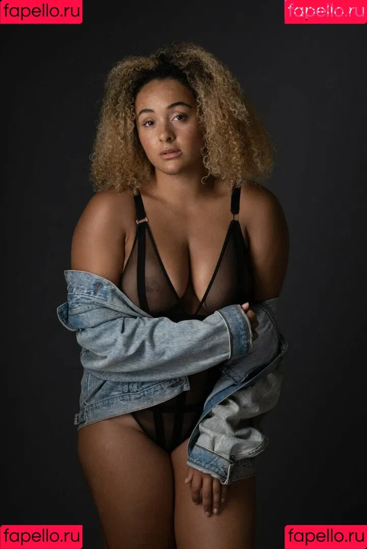 Louisa Mussington-Boreham / bigbootybritish / https: / loumb / modernbritishrose Onlyfans Photo Gallery 