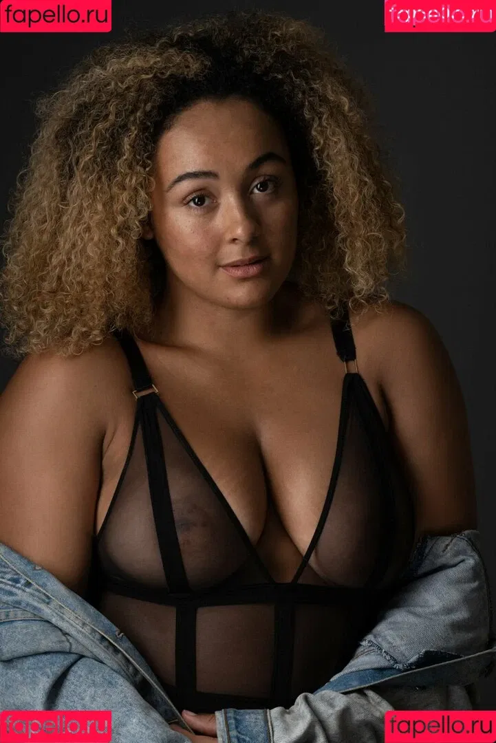 Louisa Mussington-Boreham / bigbootybritish / https: / loumb / modernbritishrose Onlyfans Photo Gallery 