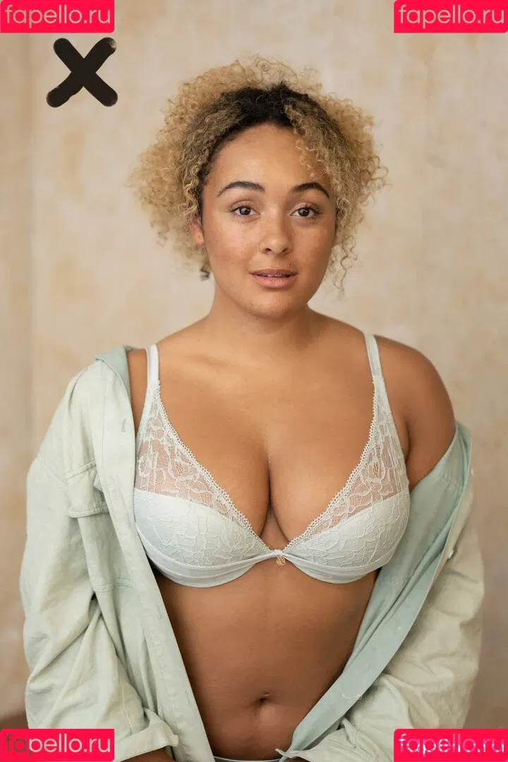 Louisa Mussington-Boreham / bigbootybritish / https: / loumb / modernbritishrose Onlyfans Photo Gallery 