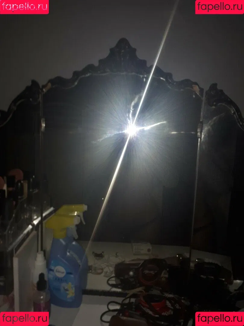 Louisa Mussington-Boreham / bigbootybritish / https: / loumb / modernbritishrose Onlyfans Photo Gallery 