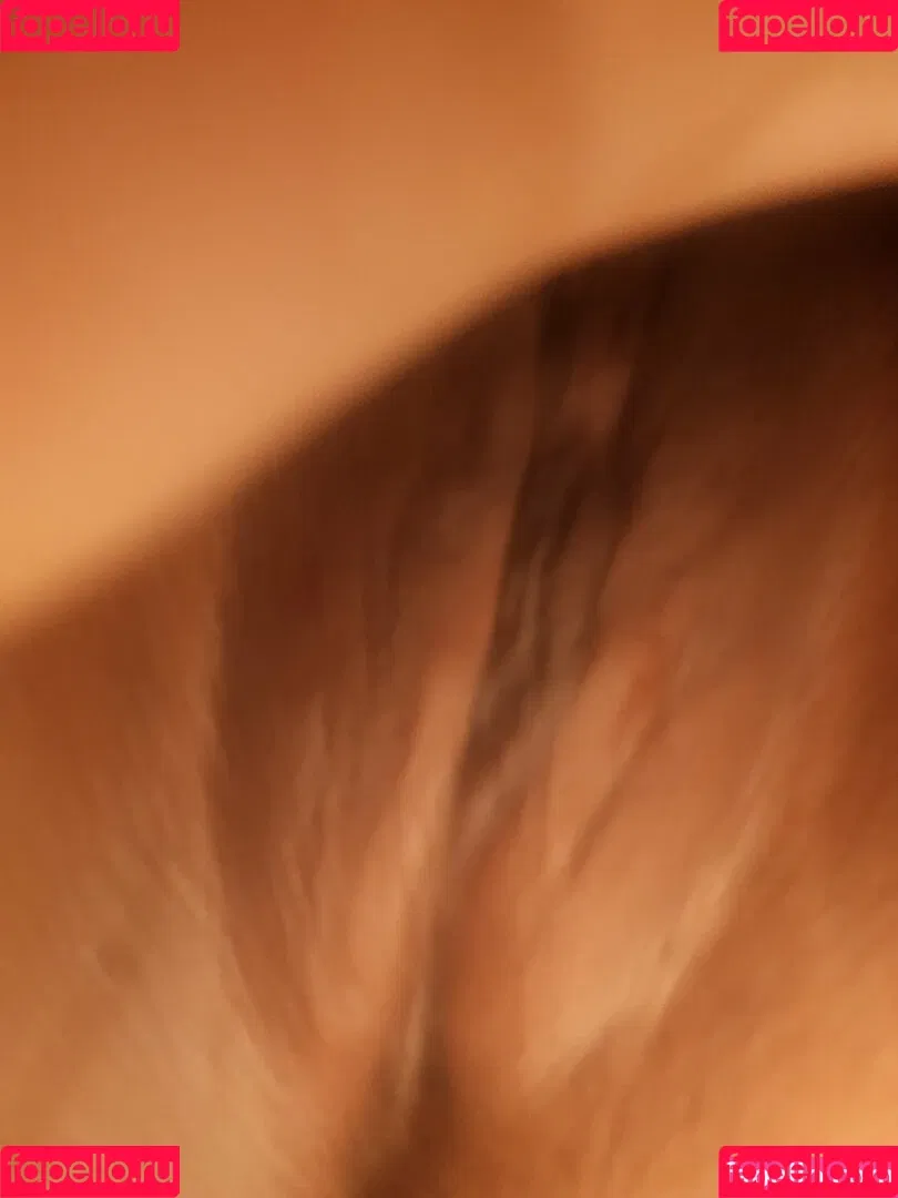 Louisa Mussington-Boreham / bigbootybritish / https: / loumb / modernbritishrose Onlyfans Photo Gallery 