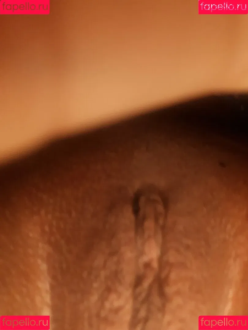 Louisa Mussington-Boreham / bigbootybritish / https: / loumb / modernbritishrose Onlyfans Photo Gallery 