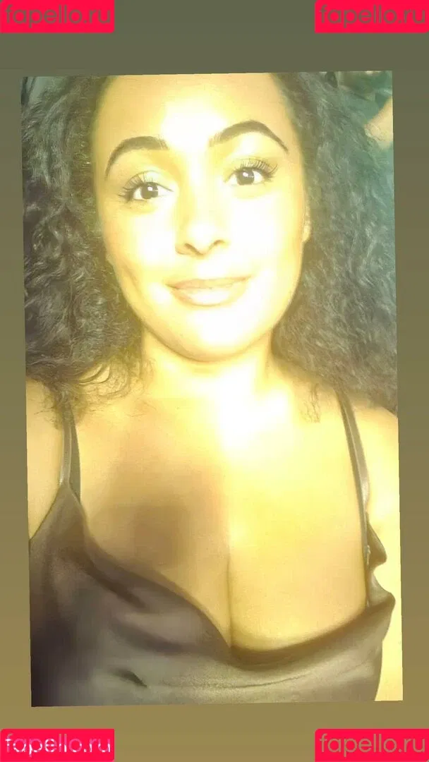 Louisa Mussington-Boreham / bigbootybritish / https: / loumb / modernbritishrose Onlyfans Photo Gallery 