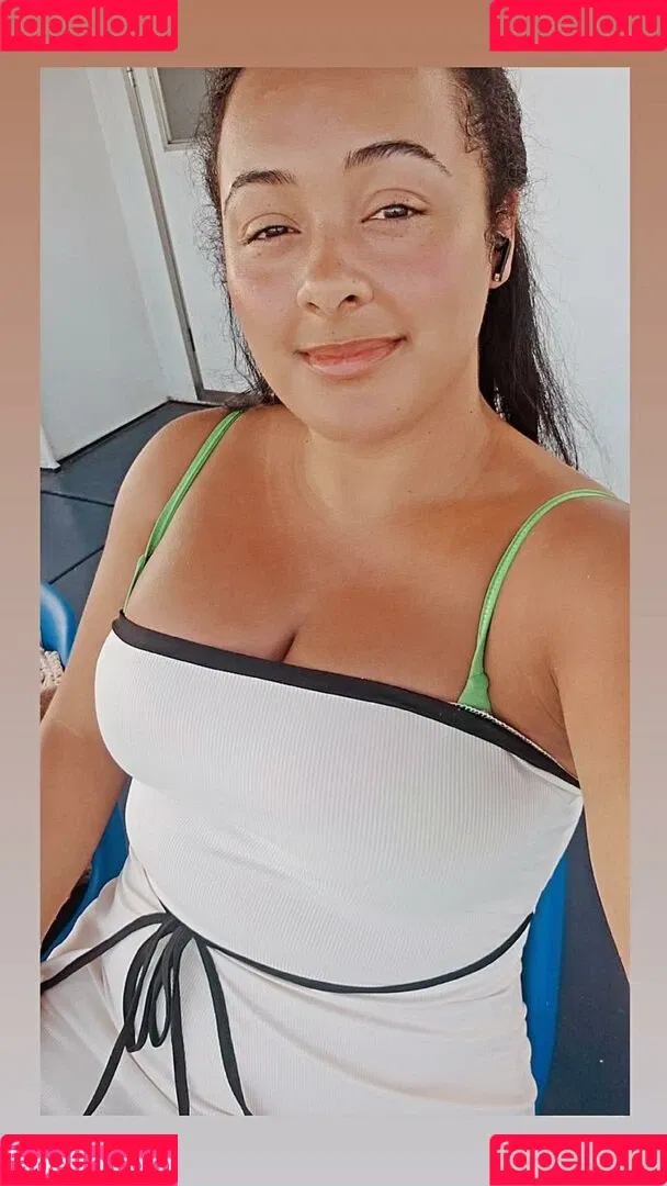 Louisa Mussington-Boreham / bigbootybritish / https: / loumb / modernbritishrose Onlyfans Photo Gallery 