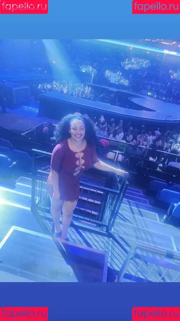 Louisa Mussington-Boreham / bigbootybritish / https: / loumb / modernbritishrose Onlyfans Photo Gallery 