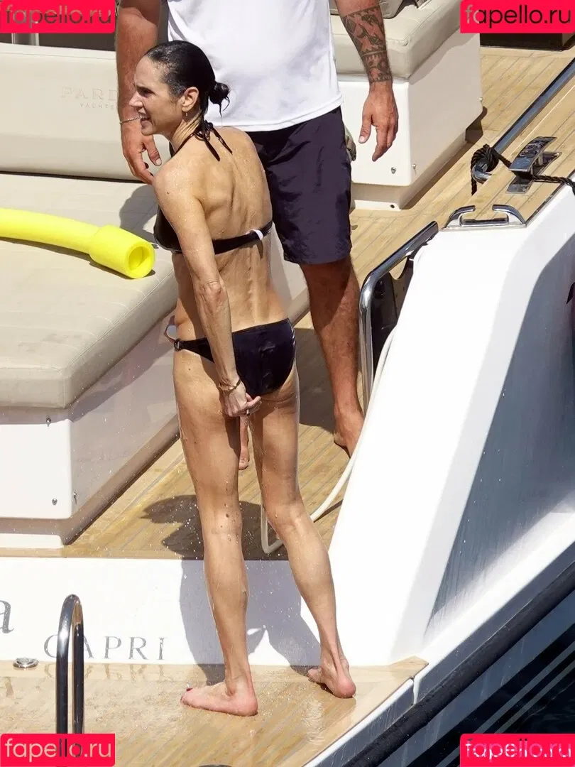 Jennifer Connelly / jenniferconnelly_ Onlyfans Photo Gallery 