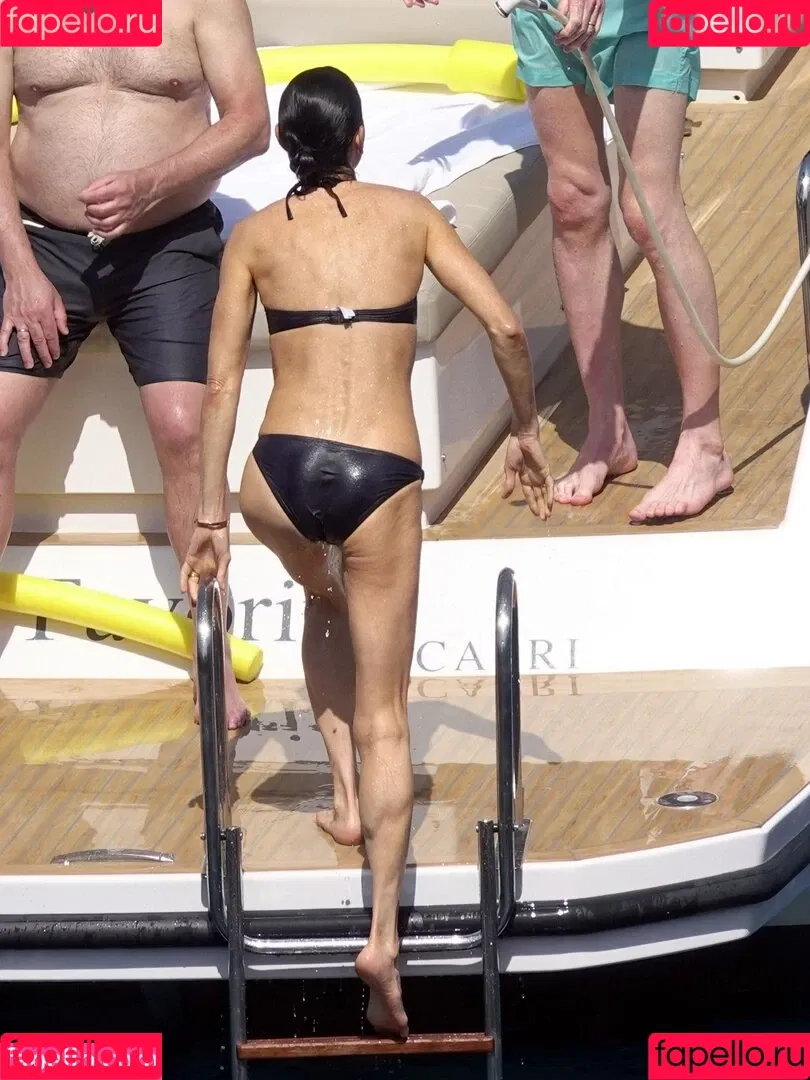 Jennifer Connelly / jenniferconnelly_ Onlyfans Photo Gallery 