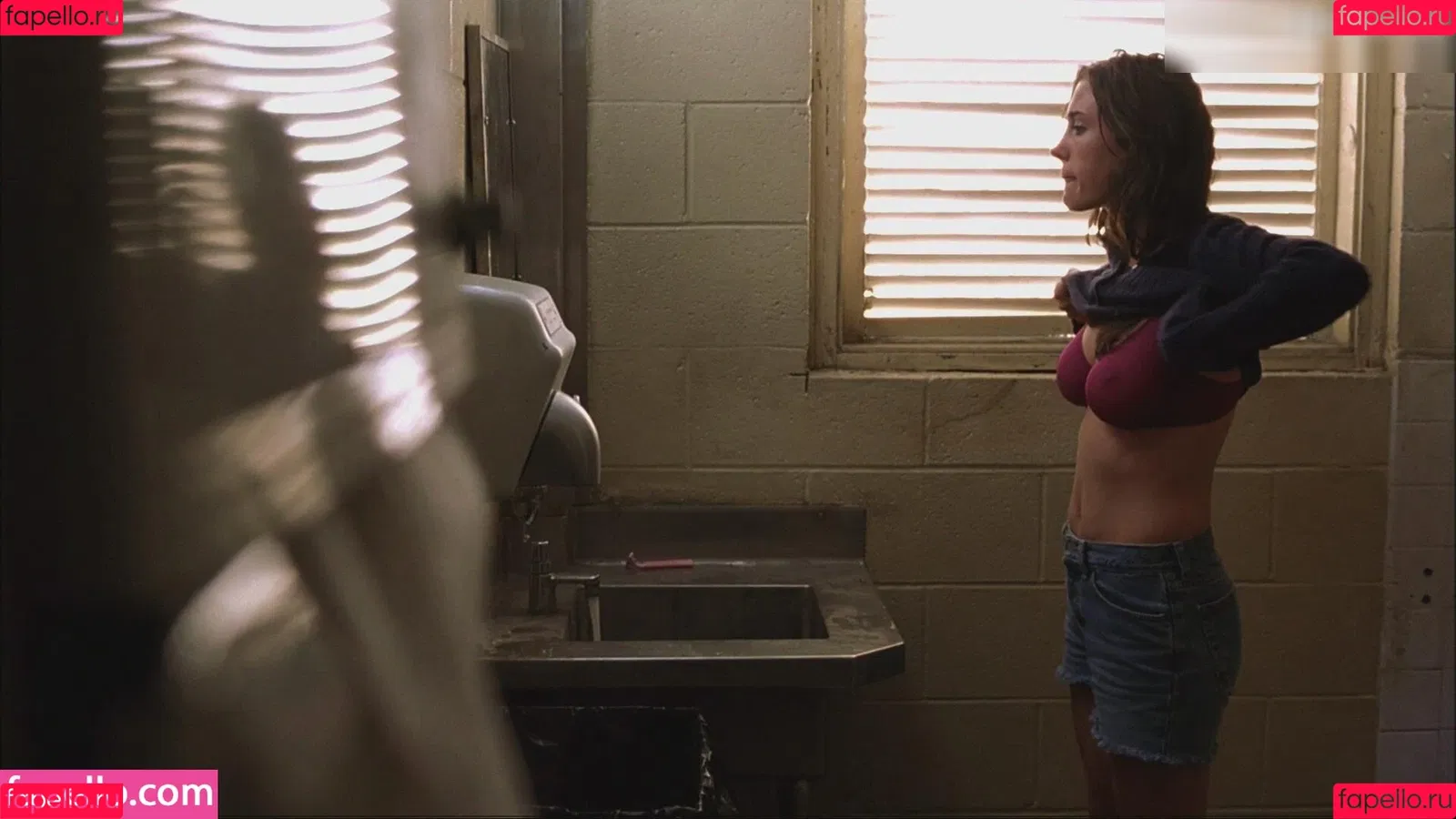 Jennifer Connelly / jenniferconnelly_ Onlyfans Photo Gallery 