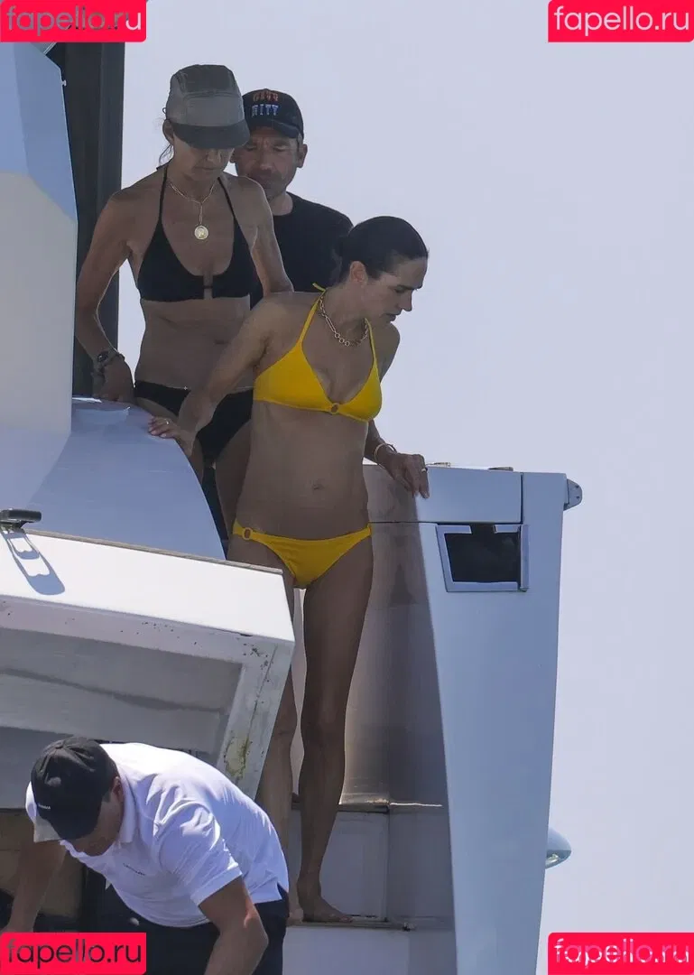 Jennifer Connelly / jenniferconnelly_ Onlyfans Photo Gallery 