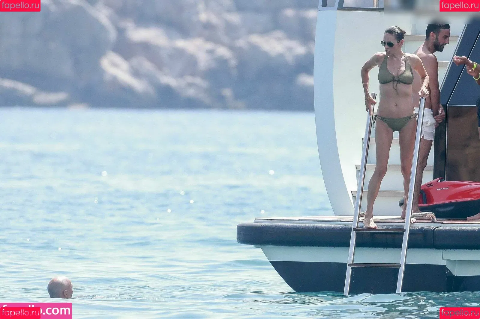 Jennifer Connelly / jenniferconnelly_ Onlyfans Photo Gallery 