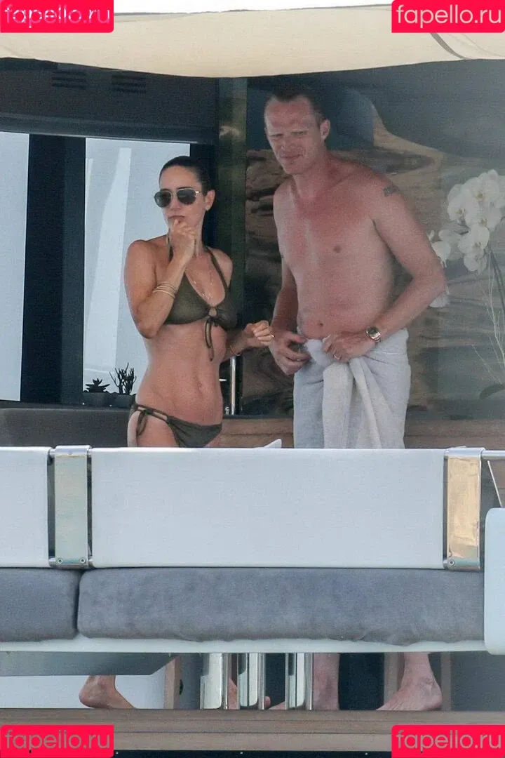 Jennifer Connelly / jenniferconnelly_ Onlyfans Photo Gallery 