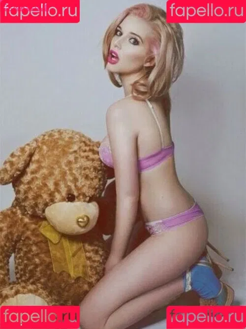 Helen Flanagan / helen_flanagan / hjgflanagan Onlyfans Photo Gallery 