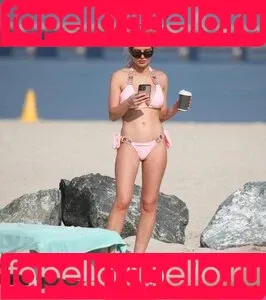 Helen Flanagan / helen_flanagan / hjgflanagan Onlyfans Photo Gallery 