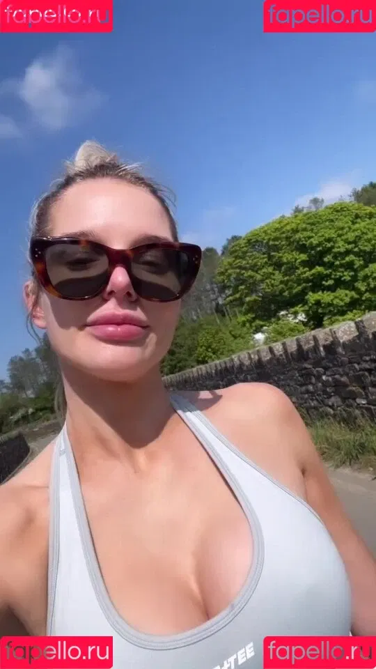 Helen Flanagan / helen_flanagan / hjgflanagan Onlyfans Photo Gallery 