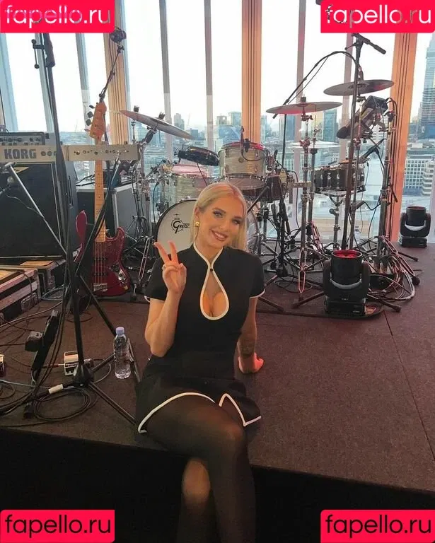 Helen Flanagan / helen_flanagan / hjgflanagan Onlyfans Photo Gallery 