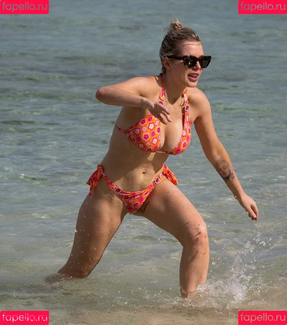 Helen Flanagan / helen_flanagan / hjgflanagan Onlyfans Photo Gallery 