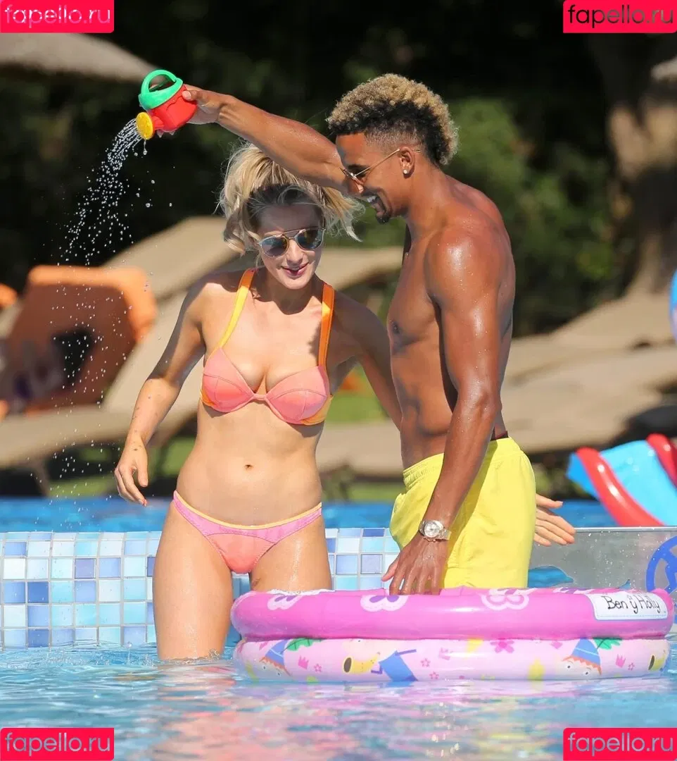 Helen Flanagan / helen_flanagan / hjgflanagan Onlyfans Photo Gallery 