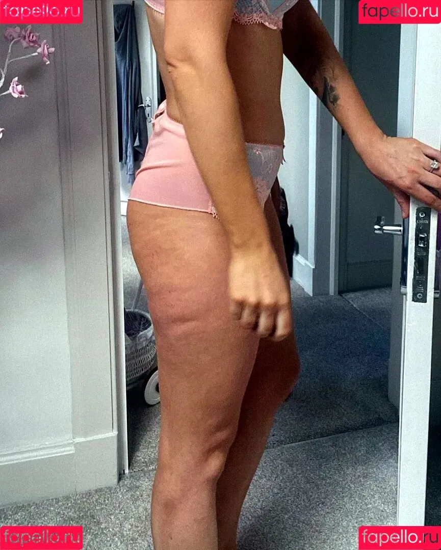 Helen Flanagan / helen_flanagan / hjgflanagan Onlyfans Photo Gallery 