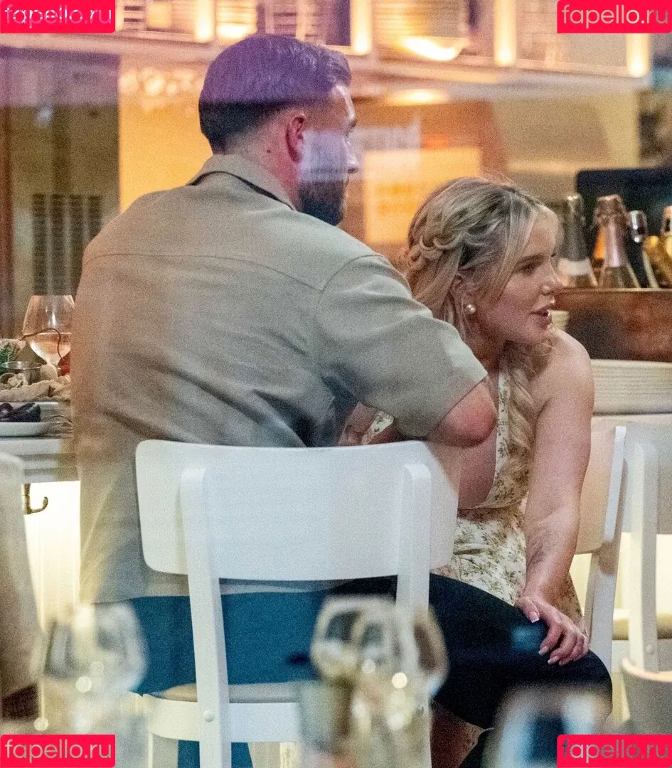 Helen Flanagan / helen_flanagan / hjgflanagan Onlyfans Photo Gallery 