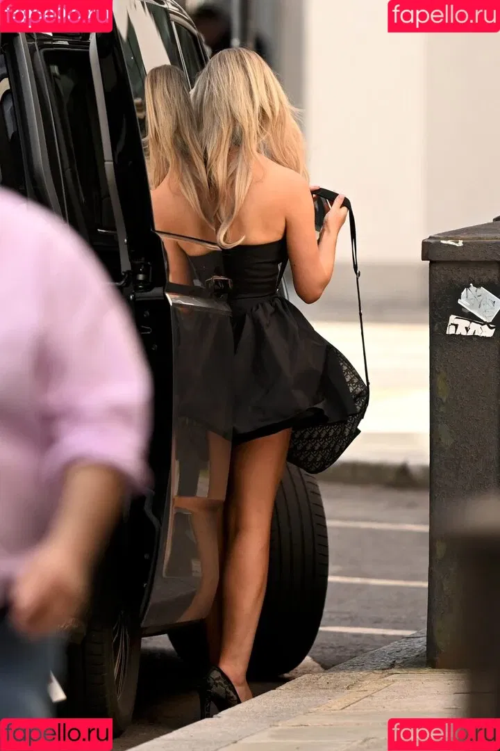 Helen Flanagan / helen_flanagan / hjgflanagan Onlyfans Photo Gallery 