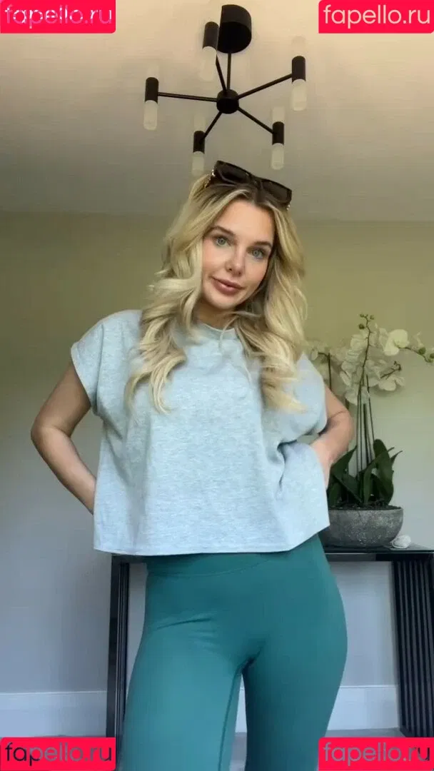 Helen Flanagan / helen_flanagan / hjgflanagan Onlyfans Photo Gallery 