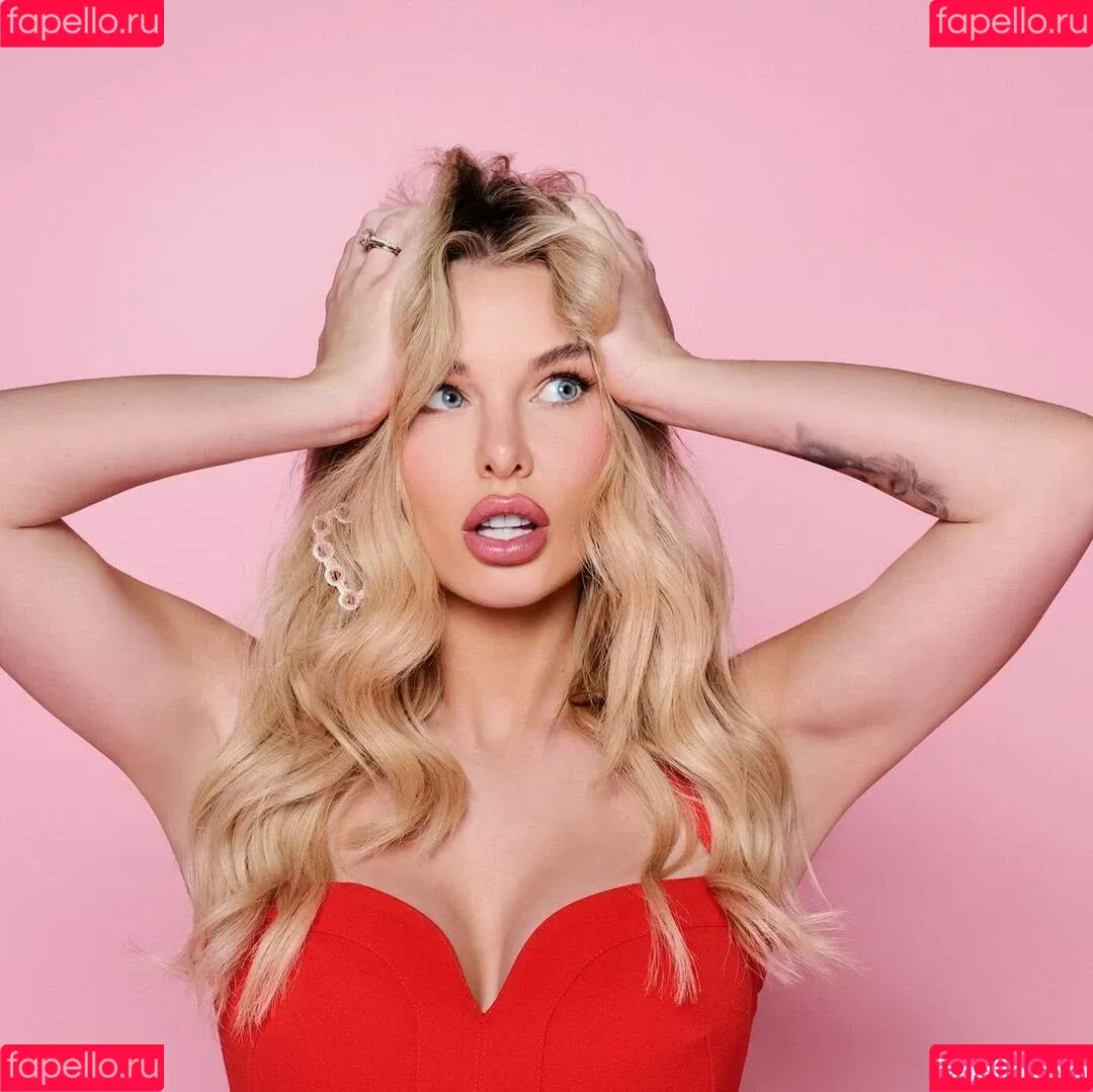 Helen Flanagan / helen_flanagan / hjgflanagan Onlyfans Photo Gallery 