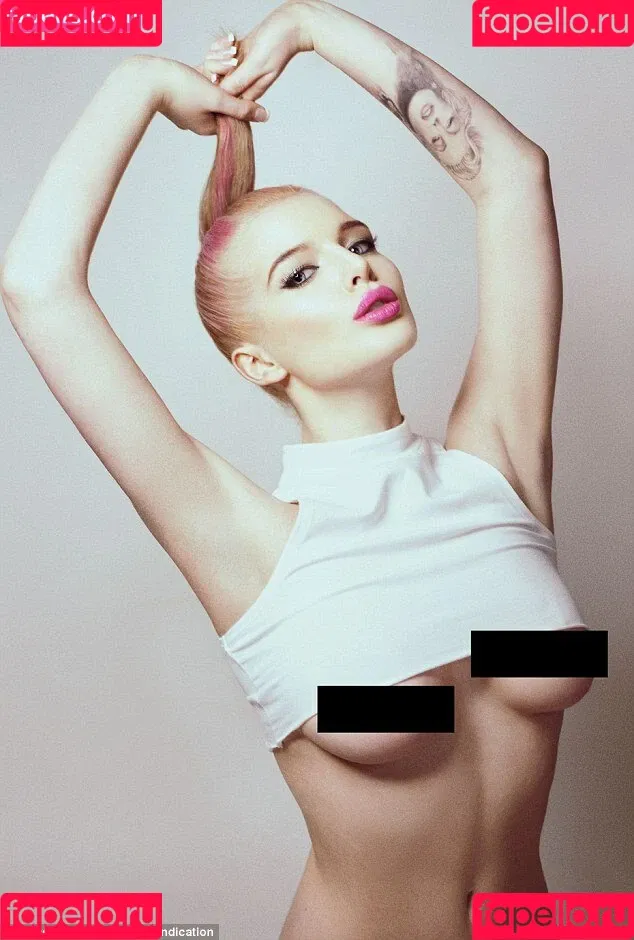 Helen Flanagan / helen_flanagan / hjgflanagan Onlyfans Photo Gallery 