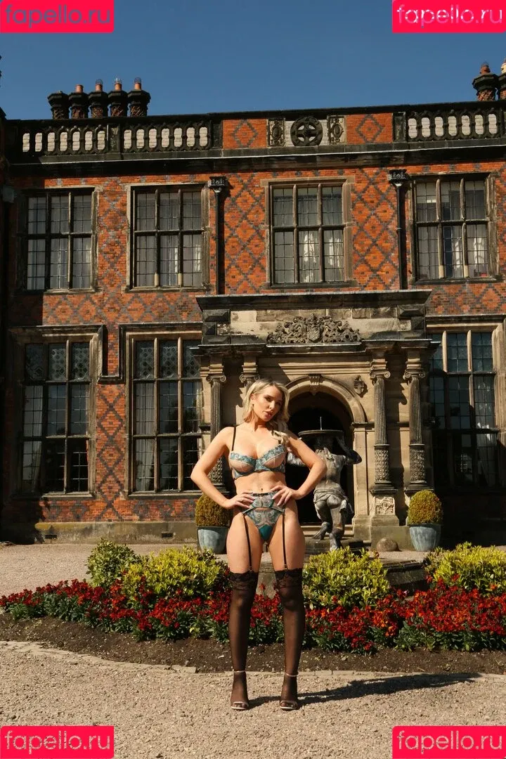 Helen Flanagan / helen_flanagan / hjgflanagan Onlyfans Photo Gallery 