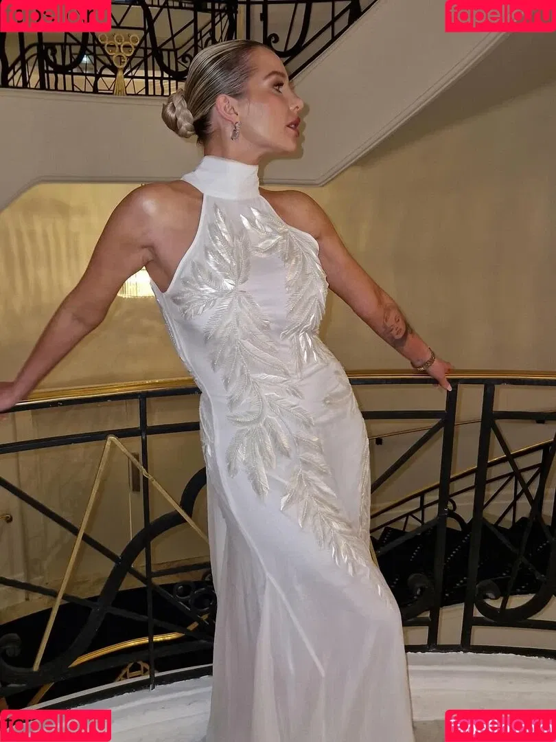 Helen Flanagan / helen_flanagan / hjgflanagan Onlyfans Photo Gallery 